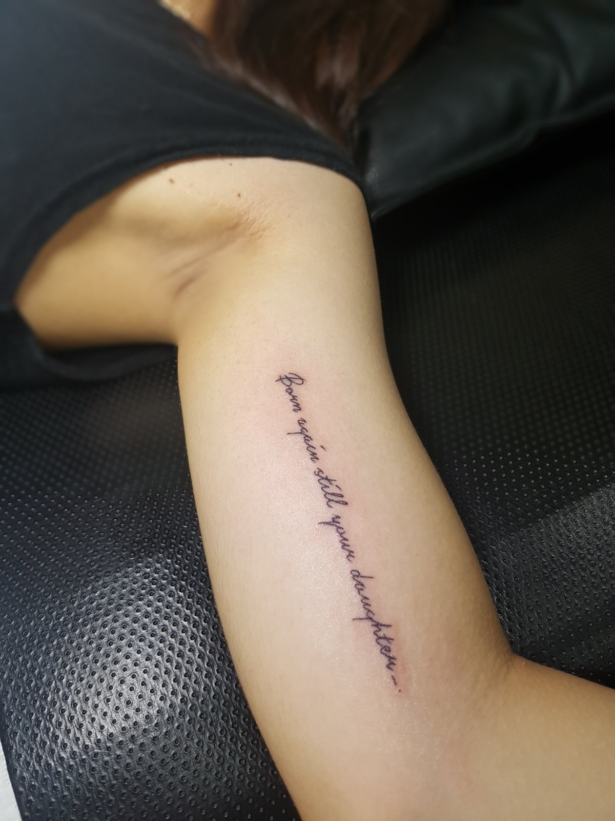 “의미를 새기다, 나만의 문장을 레터링 타투로 완성하다” - 이미지 4